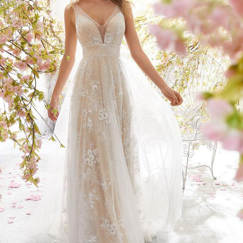 Slutty Wedding Dress V-neck Sleeveless Lace Wedding Dress Dress